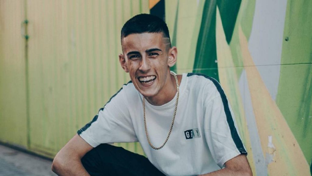 Famosos de Gran Hermano VIP que no has vuelto a ver en la televisión 129 El Cejas, uno de los famosos de Gran Hermano VIP que no volvió a la televisión