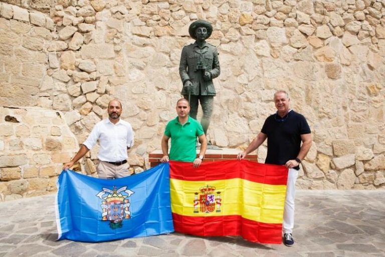 Vox se opone a la retirada de la estatua de Franco de Melilla, la última visible