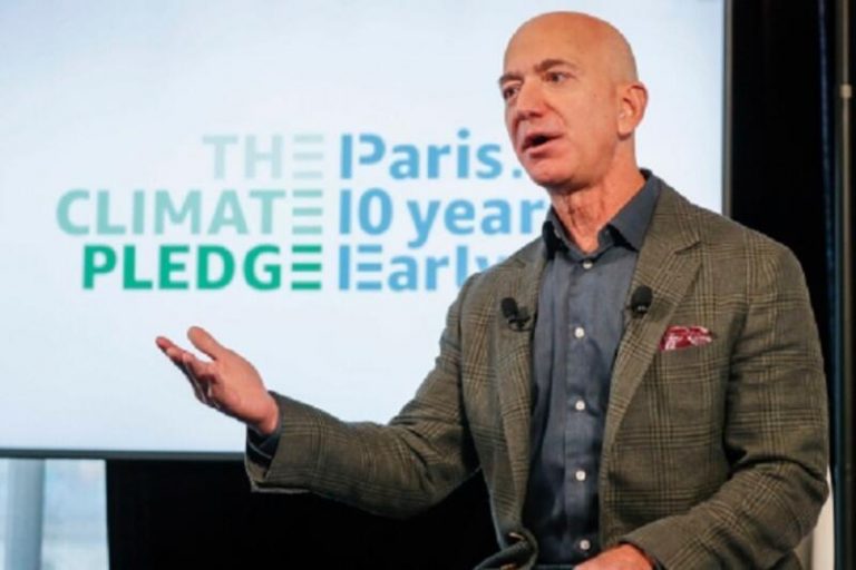Jeff Bezos entregará el lunes la dirección de Amazon a Andy Jassy
