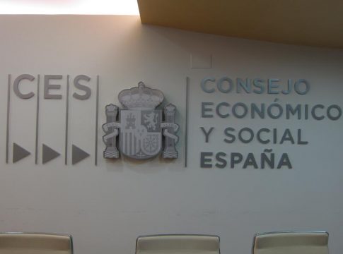 Toman posesión los nuevos consejeros del CES Toman posesión los nuevos consejeros del CES