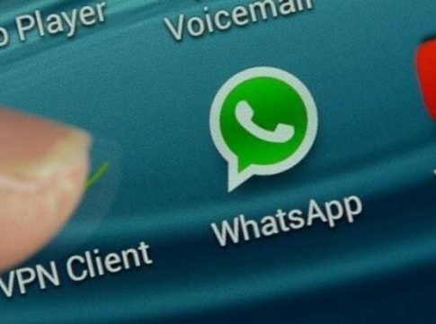 Identifican una versión falsa de WhatsApp que roba información de los usuarios Identifican una versión falsa de WhatsApp que roba información de los usuarios
