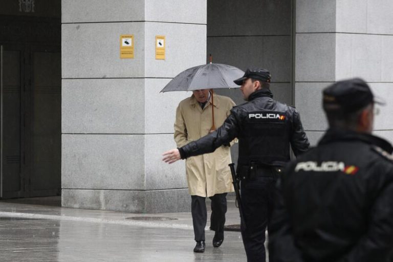 Abogado de Bárcenas matiza las palabras de su cliente sobre una reunión con el PP