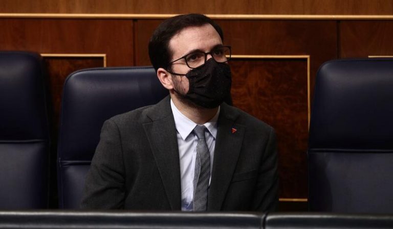 Garzón condena los actos violentos contra Vox