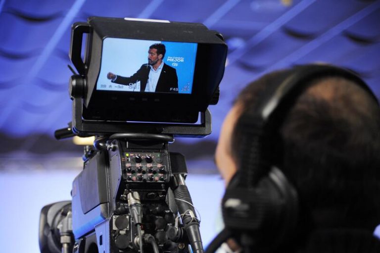 Casado, contrario a un careo entre Rajoy y Bárcenas: 