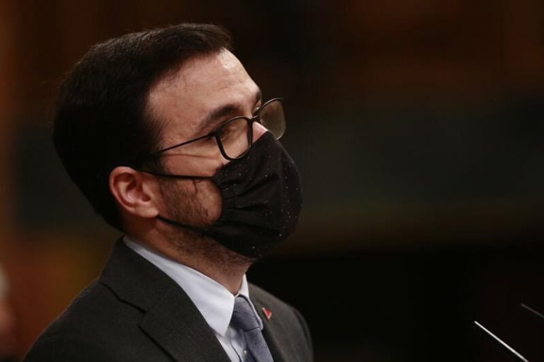 Garzón critica la detención de Hasel porque denota 