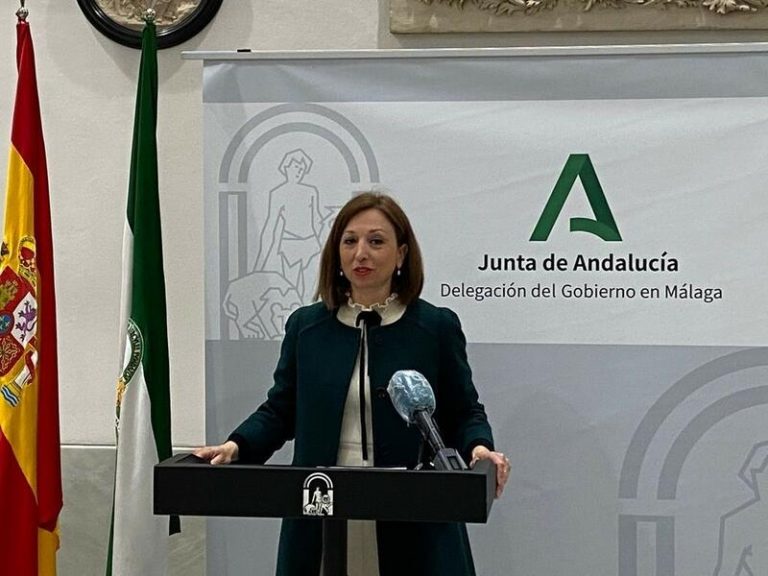 La empresa Mayoral, directores de centros educativos, La Canasta, Bernardo Quintero, premiados el Día de Andalucía