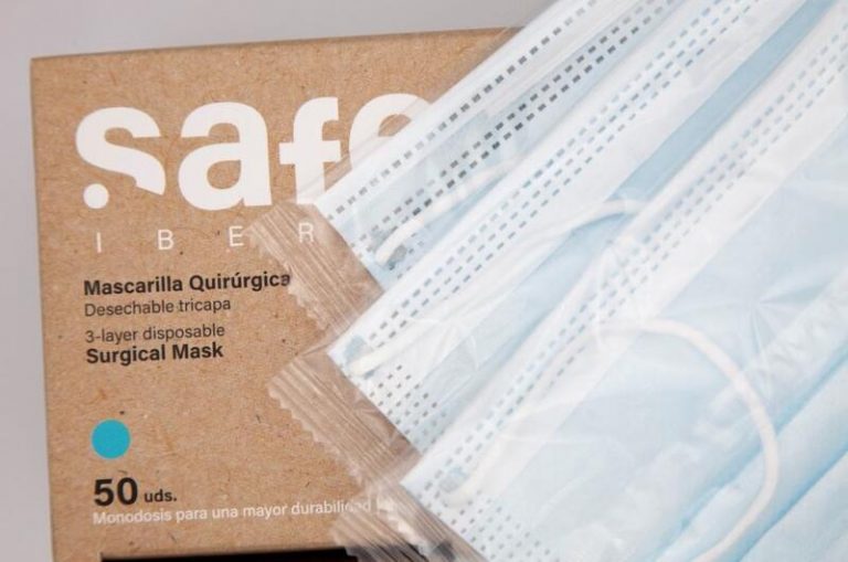 Las mascarillas FFP2, mejores para el terreno profesional y las quirúrgicas para el uso cotidiano