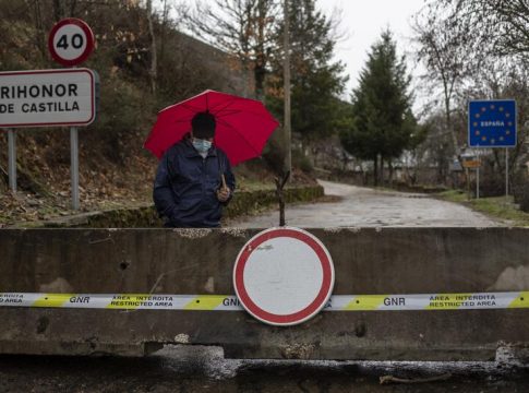 España prorroga 15 días los controles en la frontera con Portugal España prorroga 15 días los controles en la frontera con Portugal