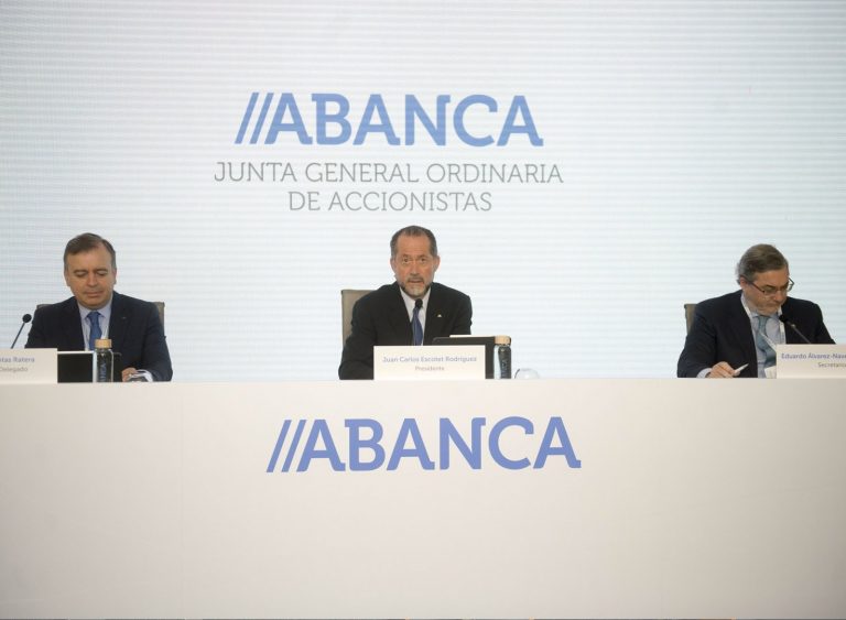 Abanca estudiará las oportunidades que surjan en el mercado