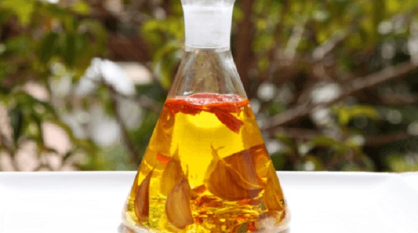 Aceite con guindilla