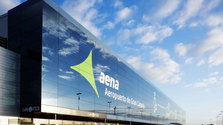 Aena aumentará en un 7,5% la capacidad de manejo de mercancías en el Adolfo Suárez Madrid-Barajas