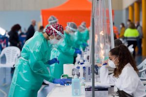 Andalucía registra nuevo récord de muertes diarias con 106 y suma 3.795 casos