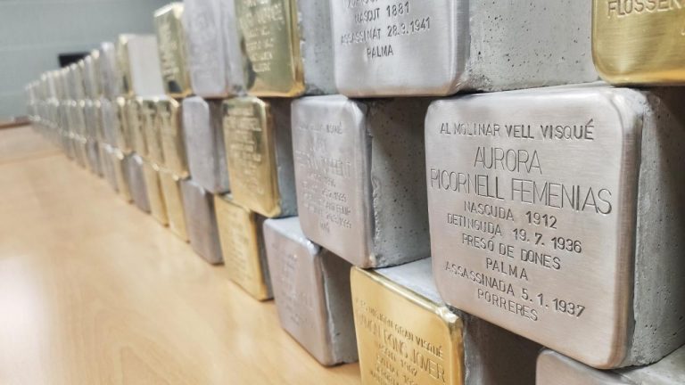 Baleares colocará 92 adoquines para homenajear a víctimas del fascismo y del nazismo