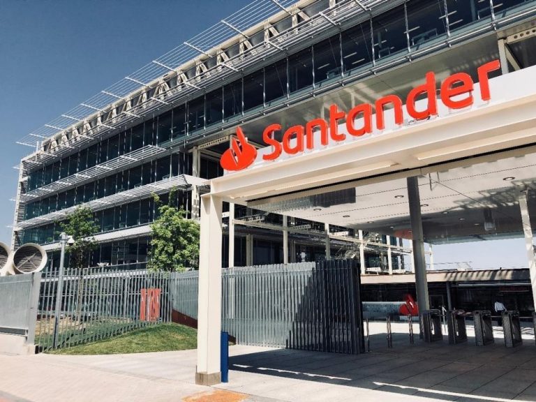 Banco Santander participó en 28 proyectos de renovables en 2020