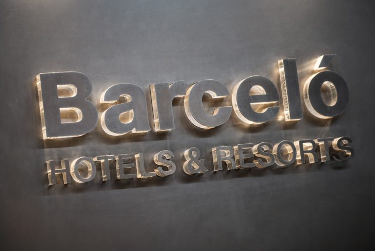 Barceló descarta un ERE a pesar de la crisis 