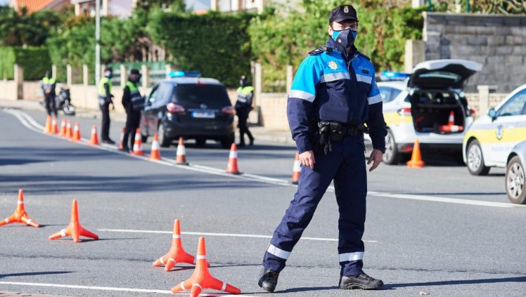Cantabria podría abrir en Semana Santa si está vacunada la 