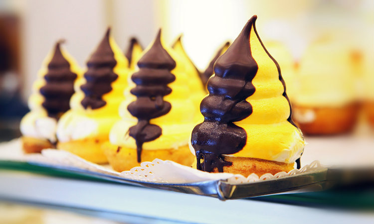 Carolinas de Bilbao: el dulce vasco más irresistible para los golosos