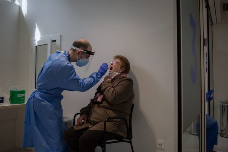 Castilla y León registra 487 nuevos casos con 20 fallecidos y 179 altas