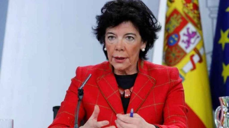 Celaá alerta de la baja representación femenina en la FP vinculada a algunas disciplinas STEAM