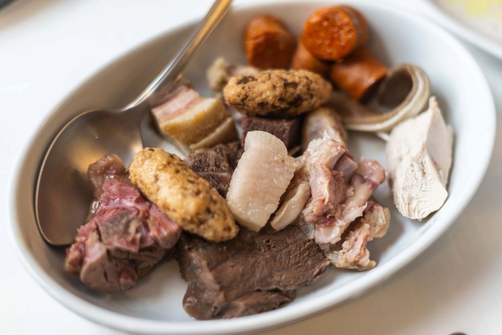 Como hacer el cocido maragato