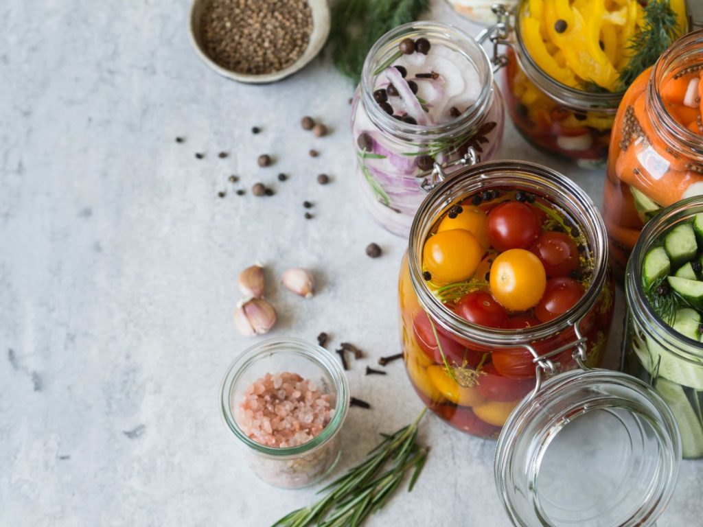 Cómo hacer huevos encurtidos 125 Huevos encurtidos, los pasos a seguir son los siguientes: