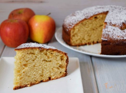 Cómo hacer un bizcocho de manzana y queso mascarpone delicioso para la merienda 1 Cómo hacer un bizcocho de manzana y queso mascarpone delicioso para la merienda