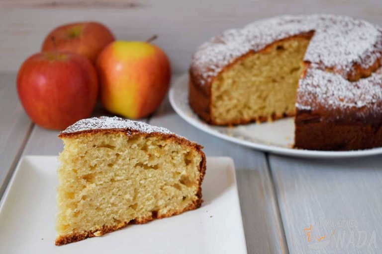 Cómo hacer un bizcocho de manzana y queso mascarpone delicioso para la merienda