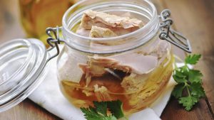 Cómo hacer un bonito en escabeche