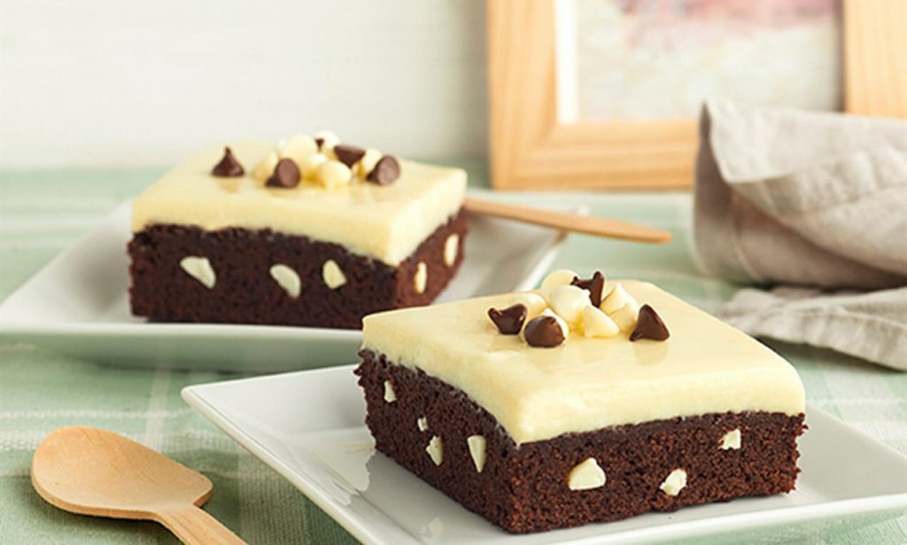 Cómo hacer un brownie de chocolate blanco en el microondas 199 Diferencias entre un brownie y un bizcocho de chocolate