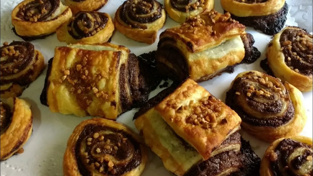 Ingredientes para preparar caracolas de hojaldre y Nutella