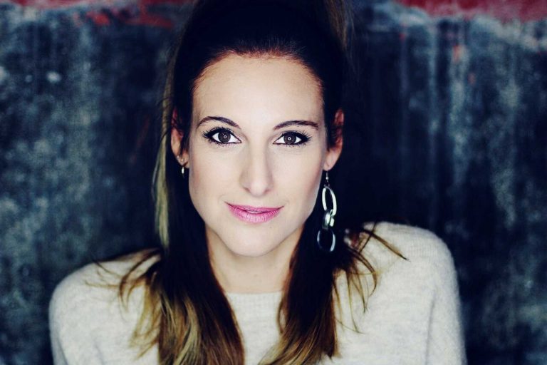 Conchita y ‘Sálvese quien pueda’, su nuevo videoclip