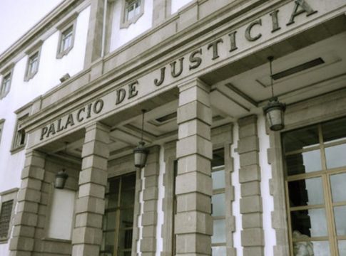 Condenan a dos policías de Mogán