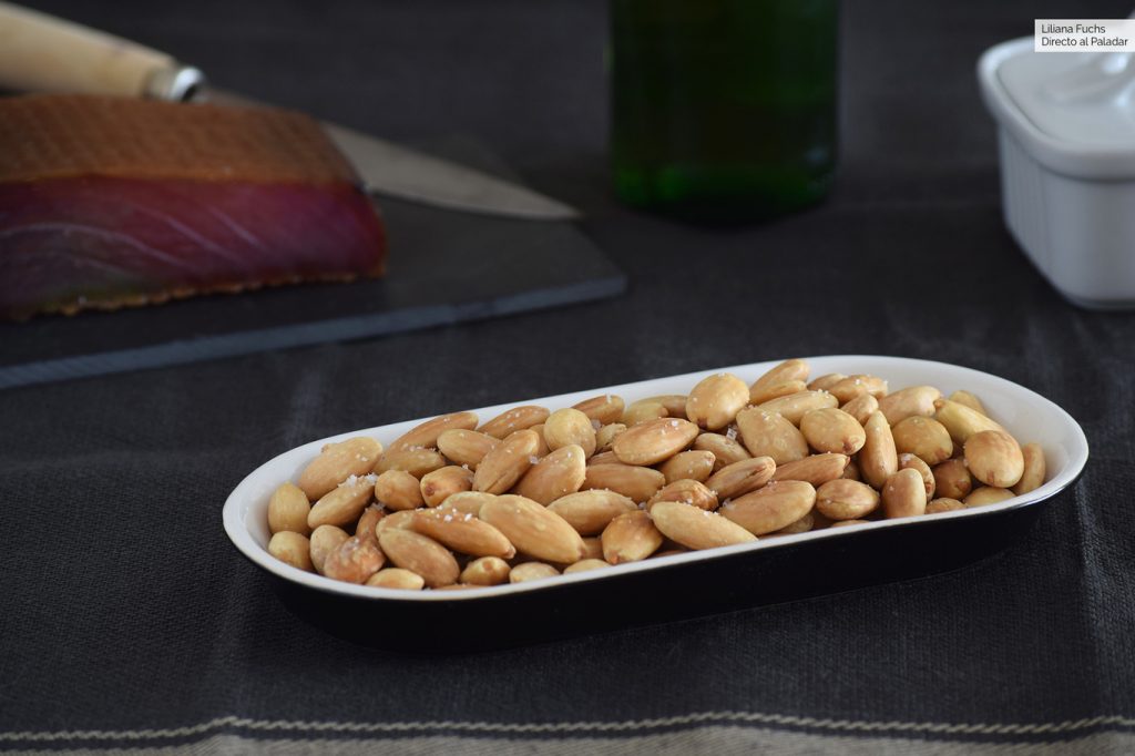 Frutos secos que te ayudan a conciliar el sueño (y dormir mejor)