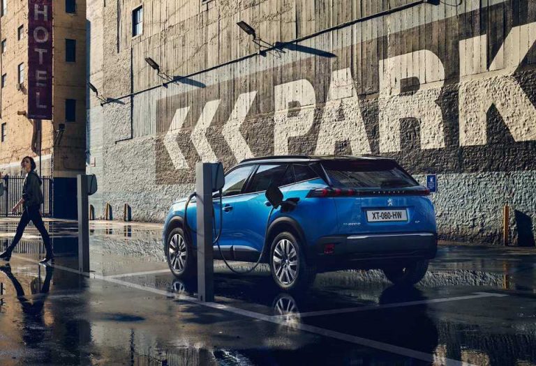 El coche eléctrico necesitará de 80.000 millones de inversión en puntos de recarga hasta 2030