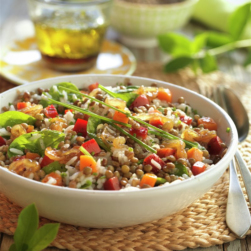 Ensalada de lentejas con arroz y verduras
