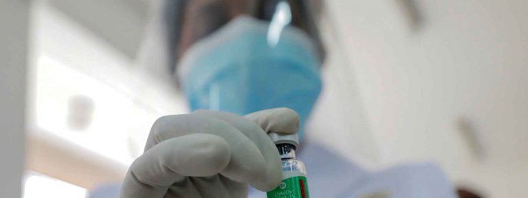 Euskadi suma 723 nuevos contagios y mantiene la positividad en el 5,9%