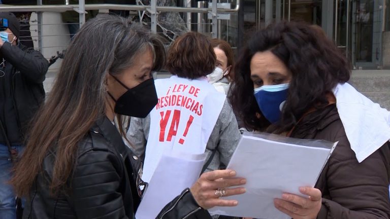 Familiares de víctimas en residencias presentarán otras 200 querellas