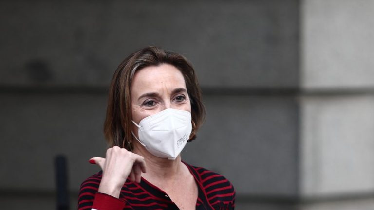 Gamarra asegura que pone la mano en el fuego absolutamente por Rajoy