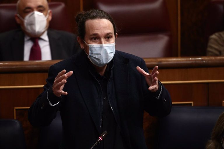 Iglesias recomienda al PP que deje de 