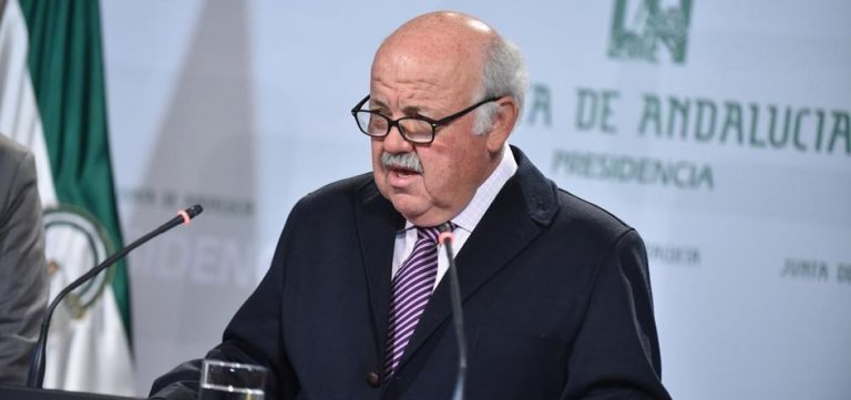 Andalucía no contempla ampliar horarios de hostelería y comercio a corto plazo