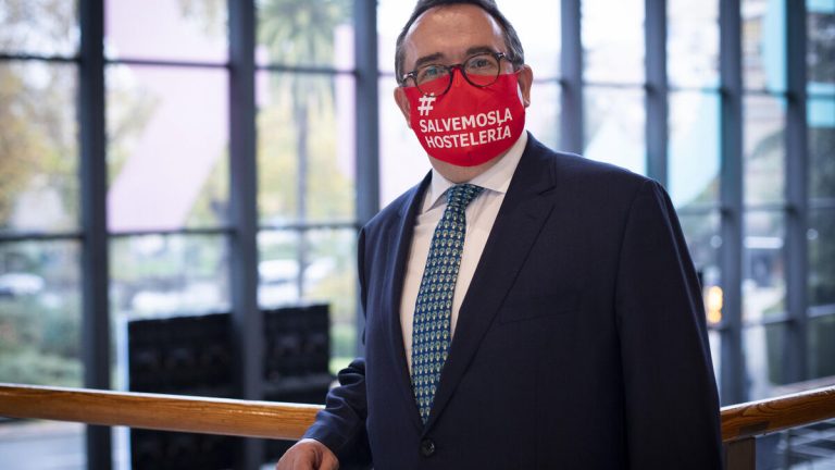 La patronal hostelera anima a presentar reclamaciones ante el Estado y las CCAA