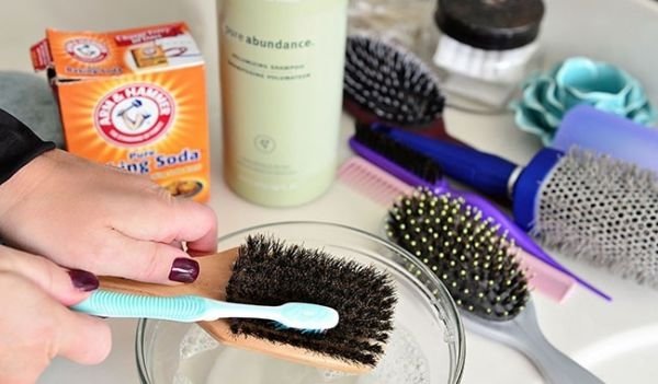 Lavado de acuerdo a los tipos de cepillos del pelo