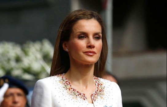 La misteriosa transformación de la cara de Letizia Ortiz 43 La misteriosa transformación de la cara de Letizia Ortiz 09