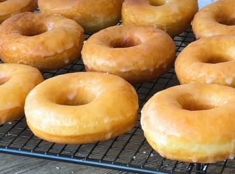 La receta más dulce así puedes preparar donuts caseros igualitos a los de marca 1 La receta más dulce: así puedes preparar donuts caseros igualitos a los de marca