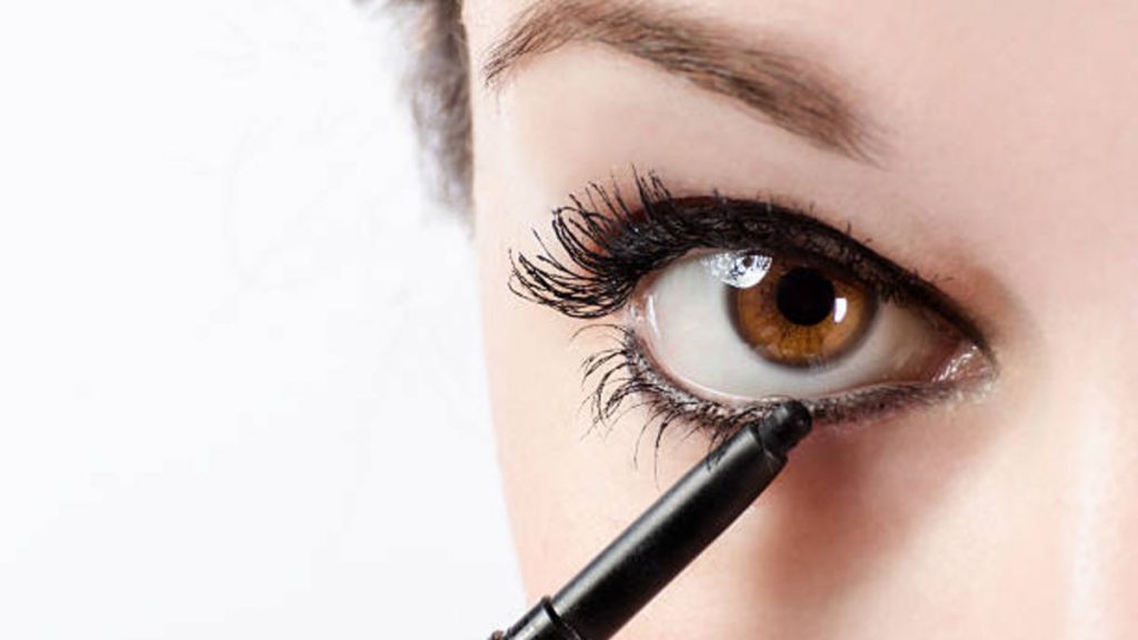 Lápiz de ojos frigorífico cosméticos