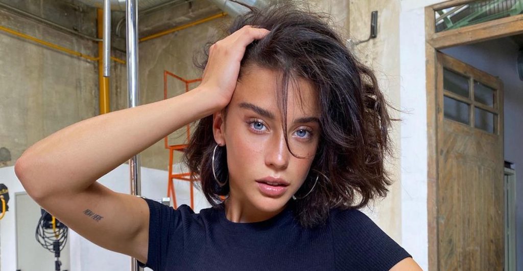 Las Niñas de Cristal: fecha de estreno en Netflix y todo lo que sabemos de la nueva película de Maria Pedraza 207 Parece que dependerá de la situación