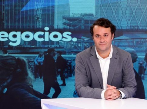 Negocios Televisión inicia las emisiones de TDT en la Comunidad de Madrid Negocios Televisión inicia las emisiones de TDT en la Comunidad de Madrid