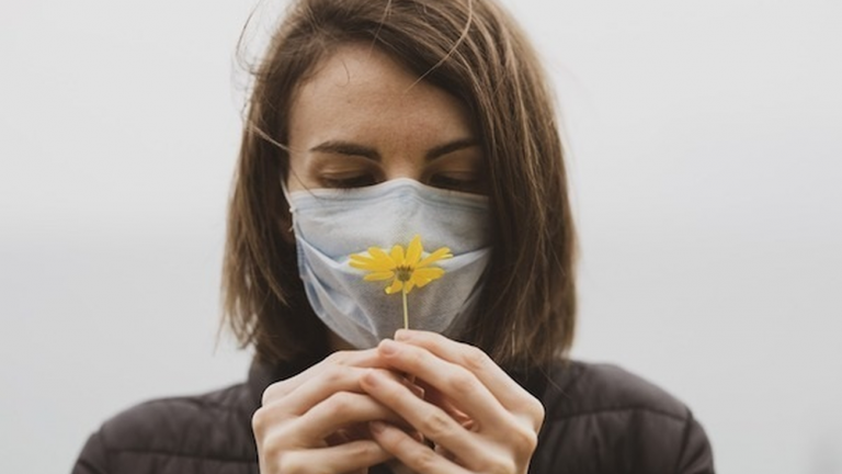 La pérdida del olfato y el gusto puede durar hasta 5 meses después de padecer Covid
