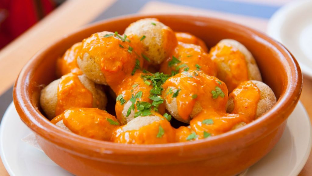 Papas con mojo: disfruta de un plato castizo en menos de 40 minutos 224 ¿Cómo preparar papas arrugadas o papas con mojo?