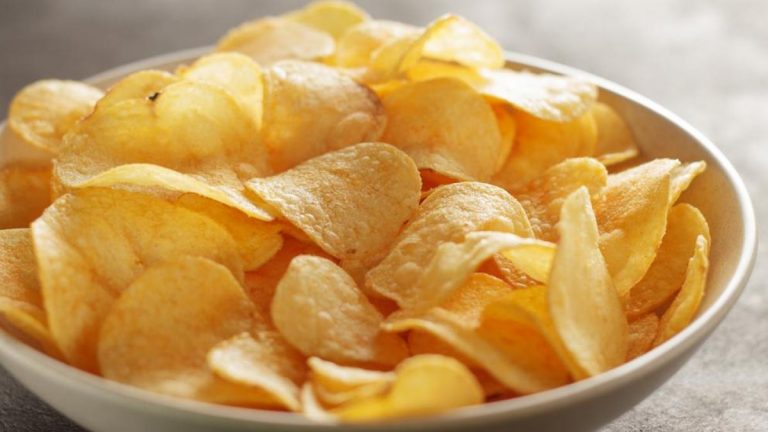 Patatas chips: así puedes hacerlas en 10 minutos